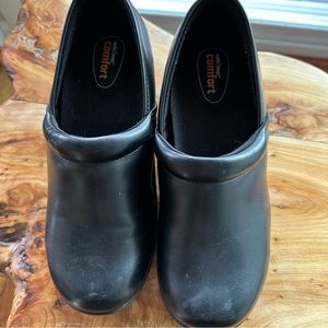 Safe T Step comfort clog work shoes - 9 wide